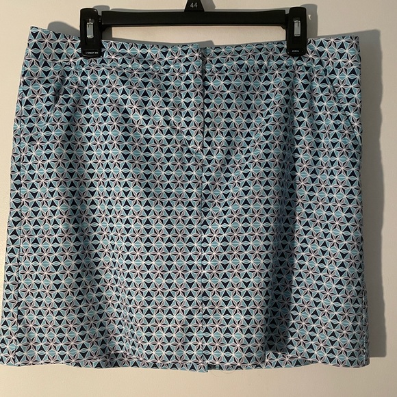 Ladies Bundle of Izod Golf Skirts - Picture 1 of 10